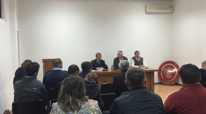 Zona liberă Administrare „Valkanes”, a avut loc o întâlnire de lucru cu obiceiurile și rezidenții.